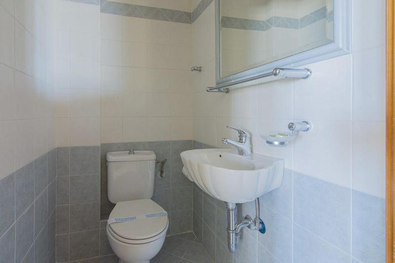 Sunset Spacious Maisonette With Pool Apartment *
